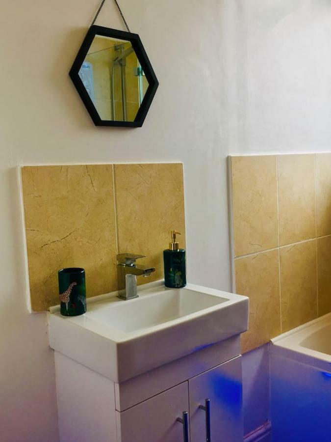 Spacious Apartment In The Heart Of St Leonards Hastings Exterior foto
