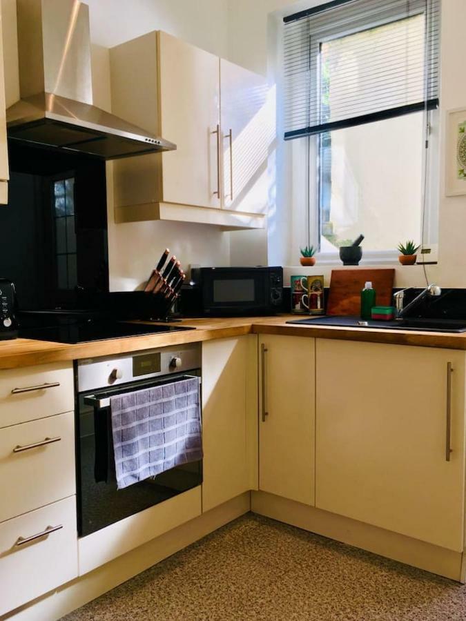 Spacious Apartment In The Heart Of St Leonards Hastings Exterior foto